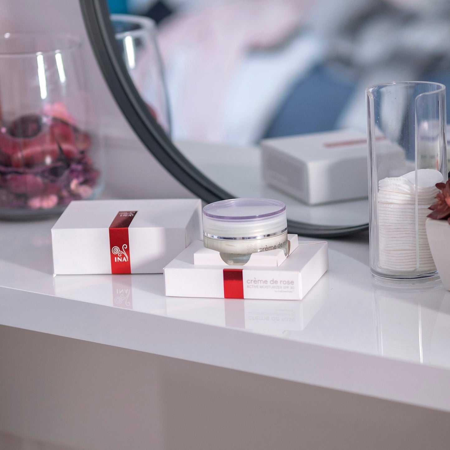 Crème de rose by InaEssentials - Ενεργή ενυδατική κρέμα με SPF30 με βιολογικό έλαιο τριαντάφυλλου και ροδόνερο, 50ml Cosmetics InaEssentials Ελλαδα