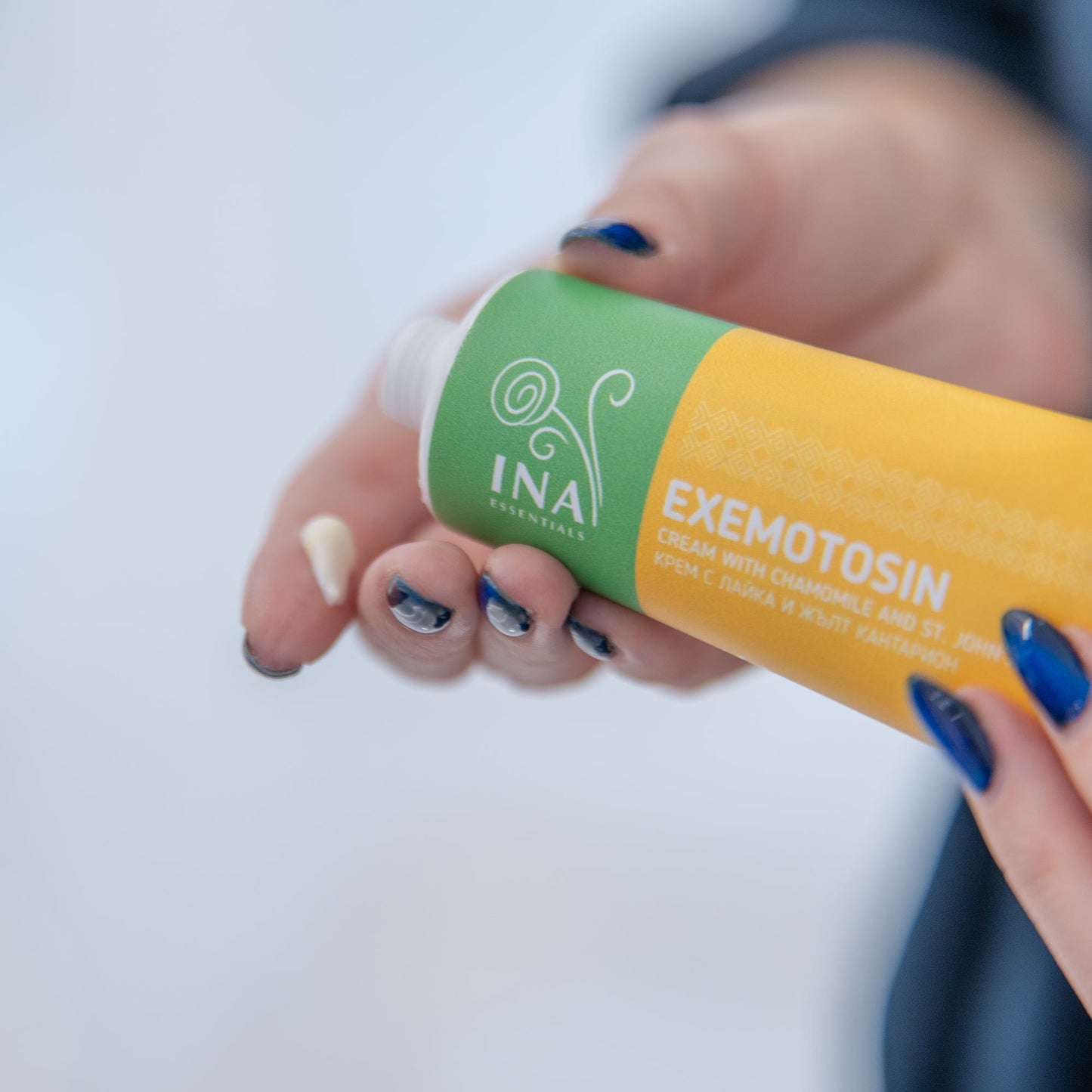Κρέμα για ψωρίαση, έκζεμα και ερεθισμένο δέρμα - με βαλσαμόχορτο, χαμομήλι και πρόπολη InaEssentials Ελλαδα